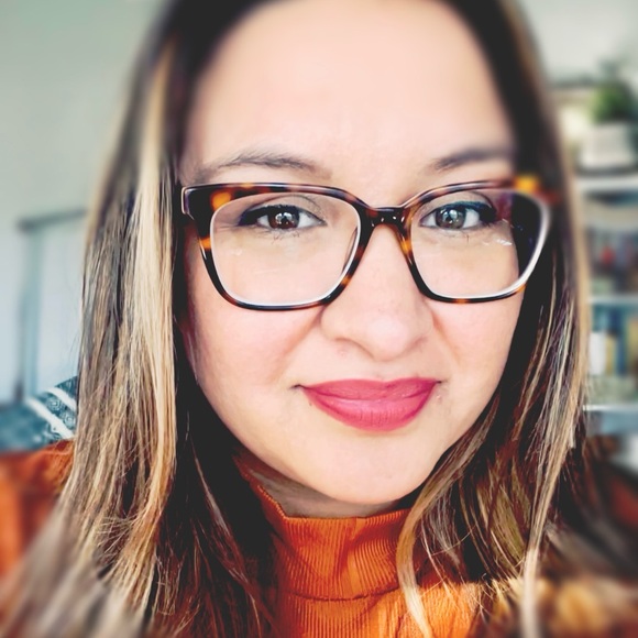 Sharing my ❤️ for everyday fashion ! - Picture 1 of 3